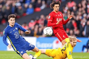 AYX-包含萨拉赫巅峰对决，Ning与80激战TL分钟，出色防守胜负难料！的词条