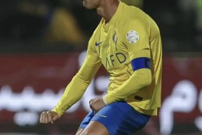 关于C罗赛事官方发布大胜新规，法国队争议不断！的信息