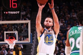 库里迎来五赛季高光表现，美国队球迷沸腾！的简单介绍